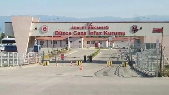 Düzce Cezaevi’nde tutuklular verilen yemekten zehirlendi