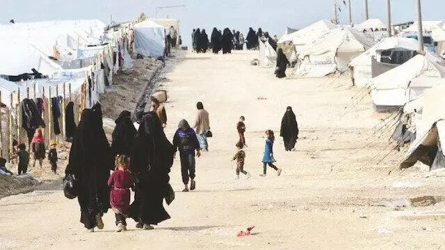 DAİŞ’li kadın ve çocuklar Fransa’ya iade edildi