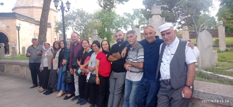 Köşk Cemevi üyeleri: Şeyh Bedreddin’den aldığımız meşaleyi Serçeşmemize götürdük