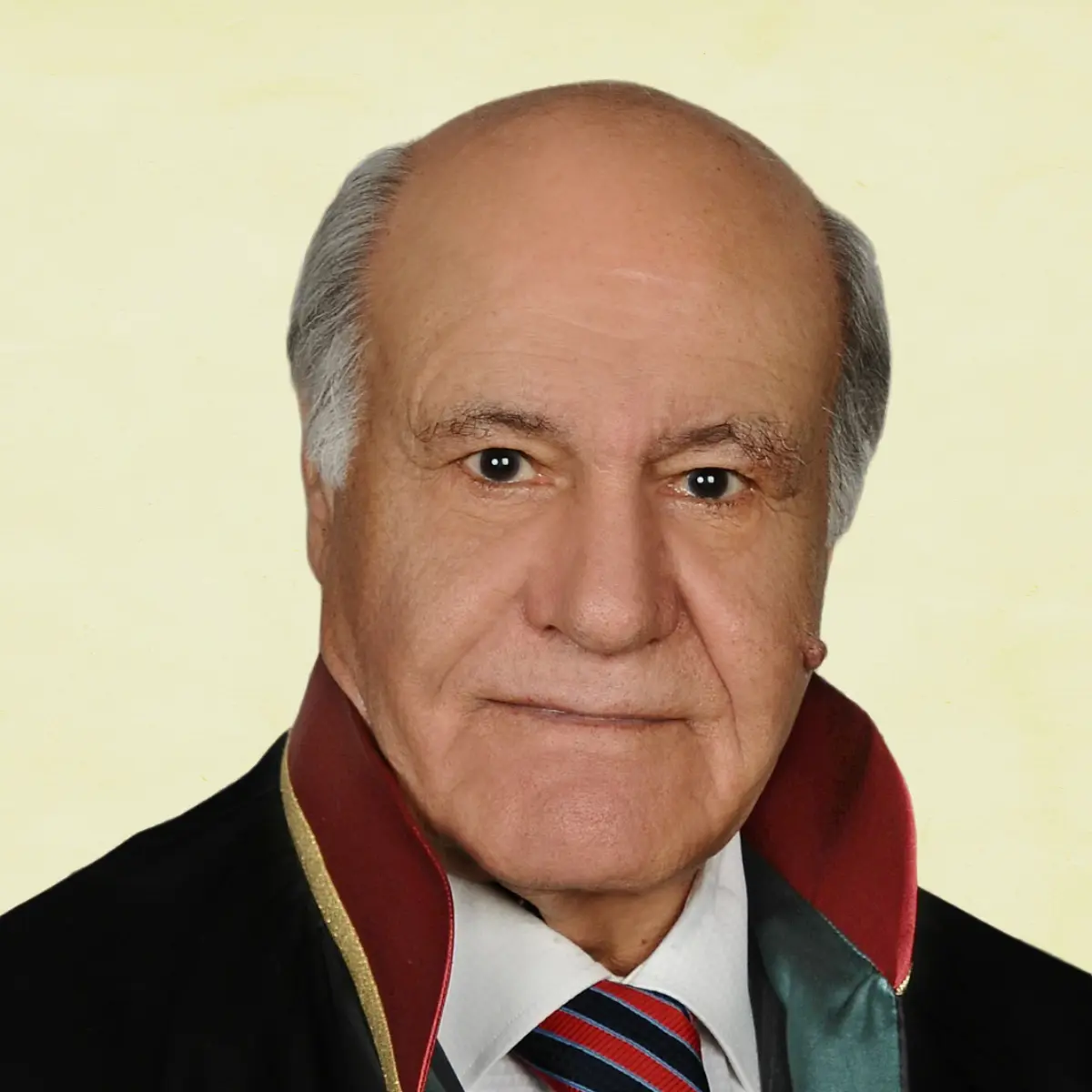 AV. HÜSEYİN ÖZDEMİR