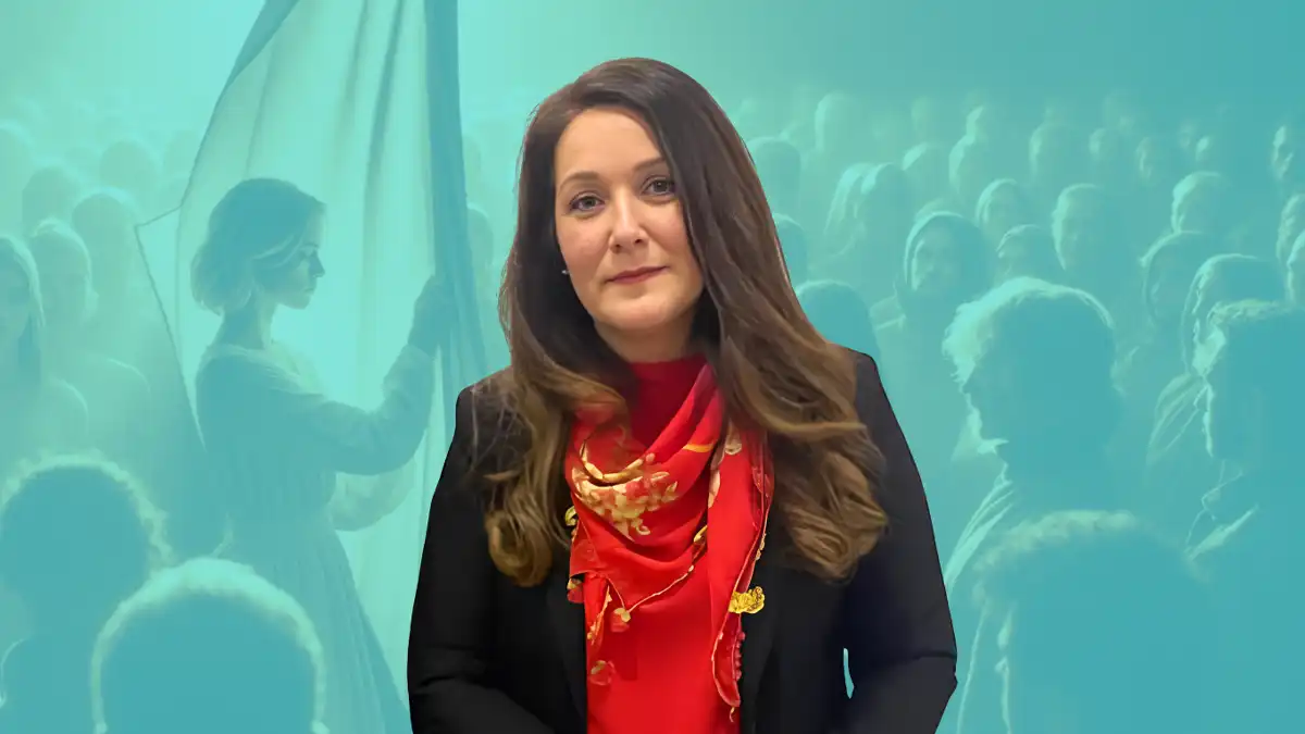 ÖZGÜR DEMİR
