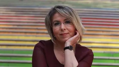 Suzan Samancı, Türkiye dönüşünde İstanbul Havalimanı'nda gözaltına alındı