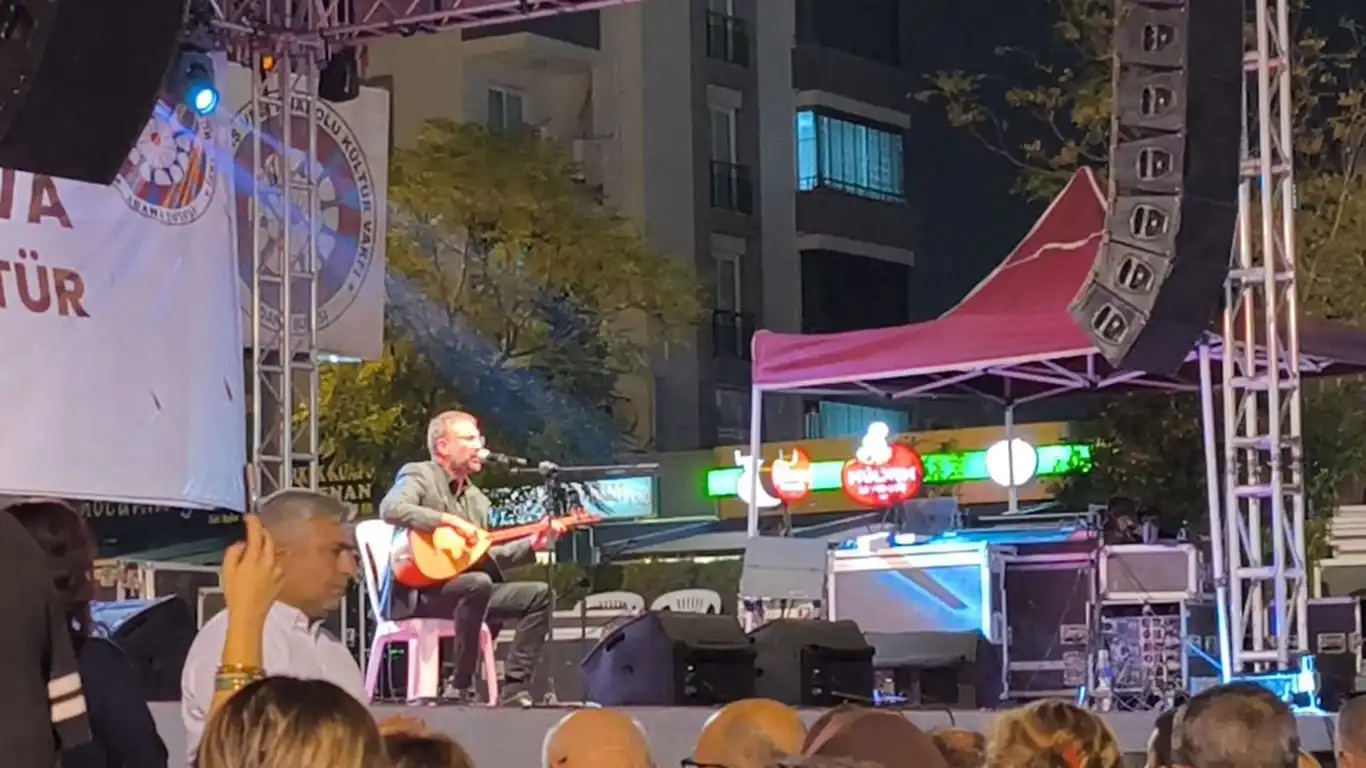 1. Alevi Kültür Festivali'nde coşkulu etkinlikler düzenlendi
