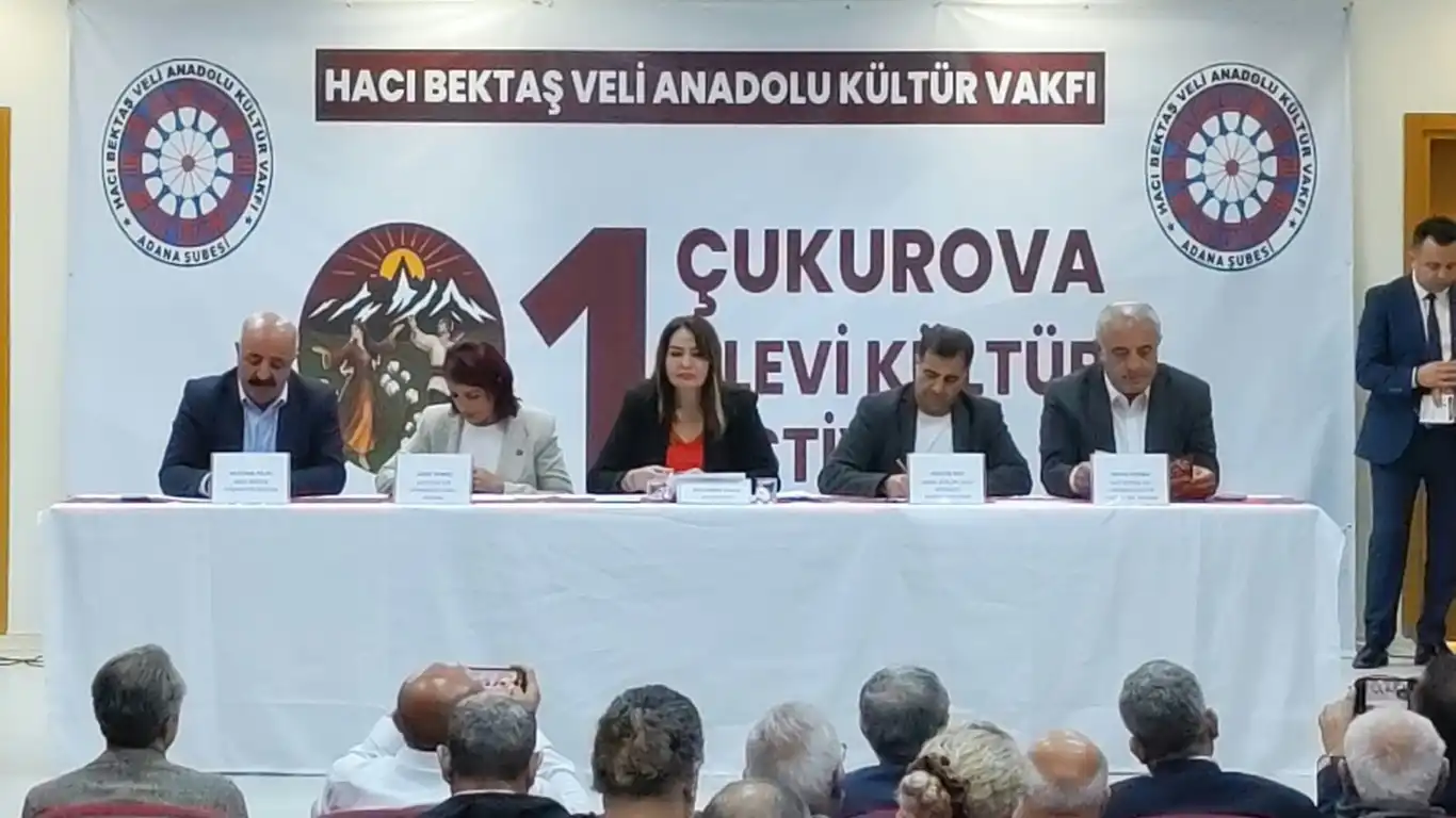 Adana'da Alevi Kültür Festivali Kapsamında Panel Düzenlendi