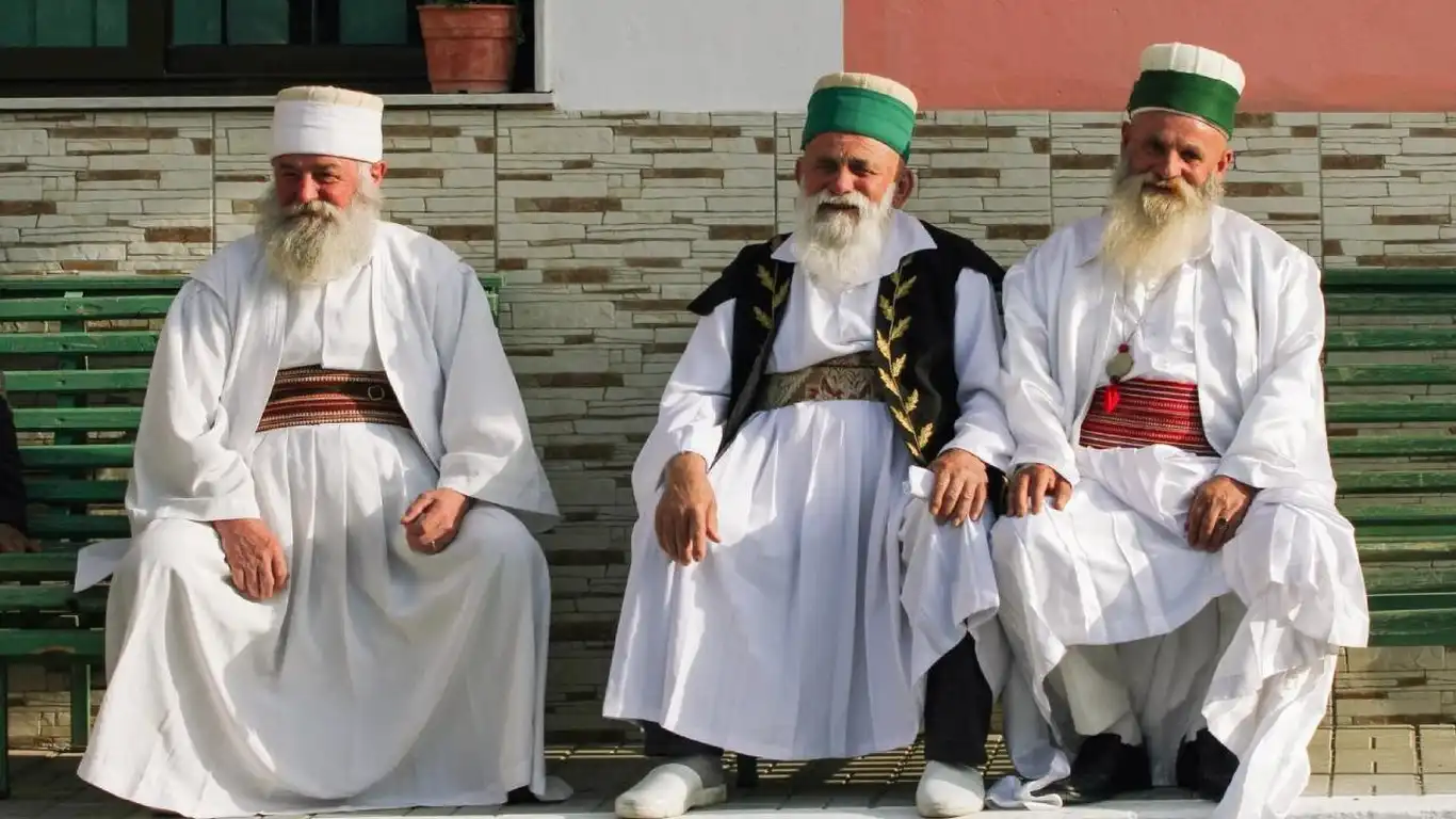 Türkiye, Arnavutluk'taki Bektaşi Devletine Karşı